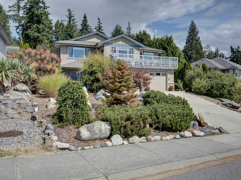 6320 Samron Road, Sechelt BC