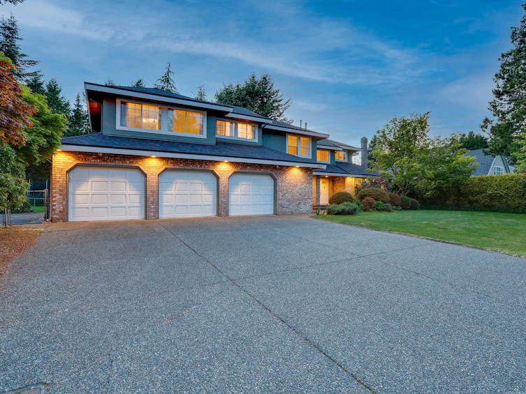 1911 134 Street, Surrey, BC, V4A 4C5
