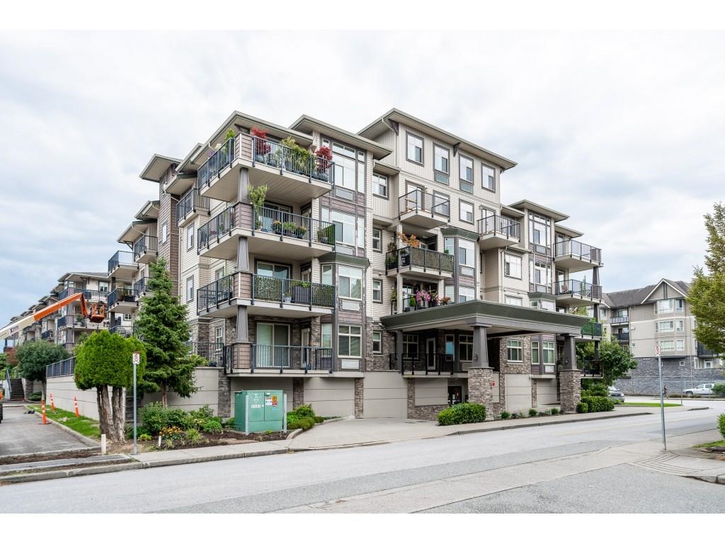 102-9060 Birch Street, Chilliwack, BC, V2P 4N4
