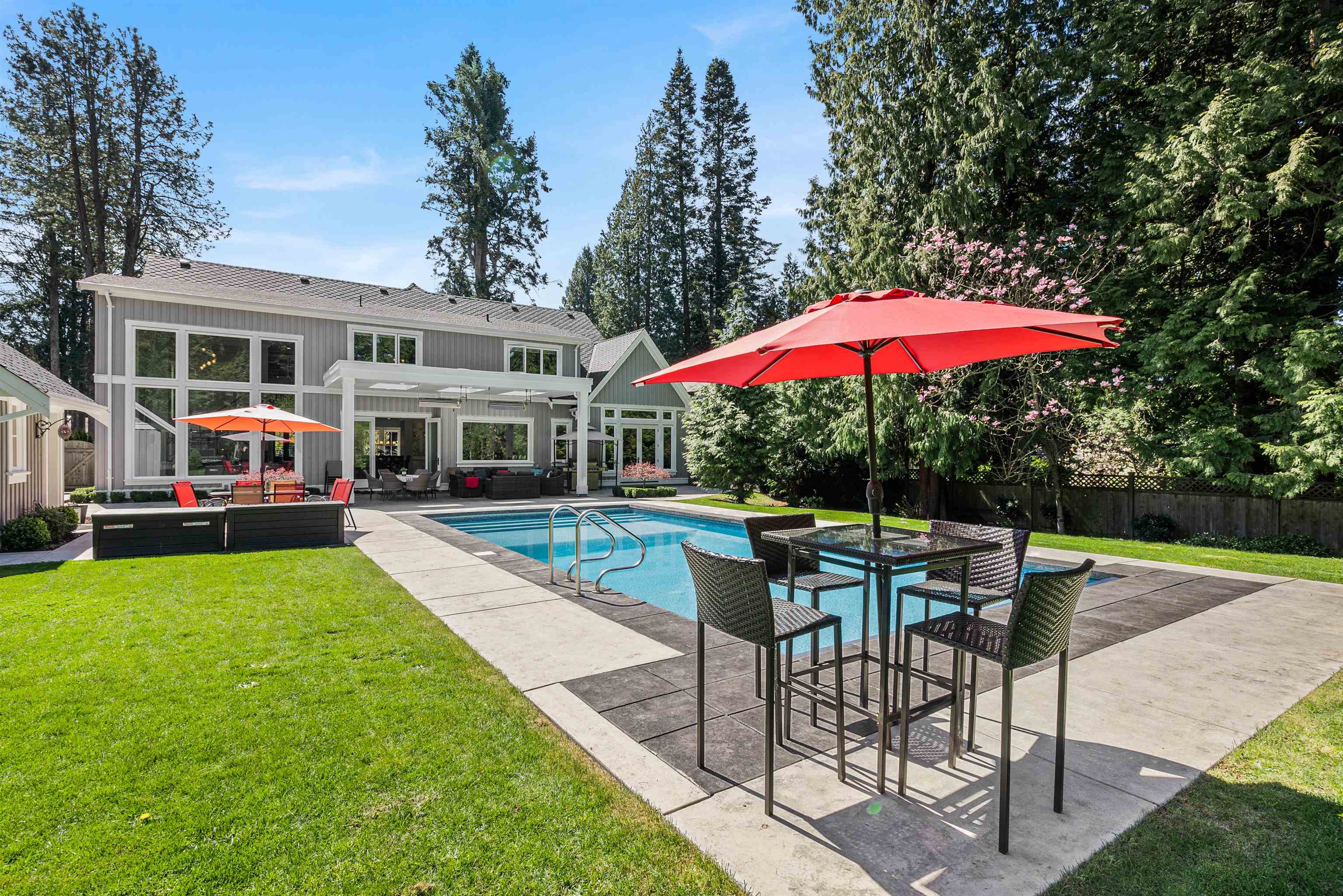 12489 22 Avenue, Surrey, BC, V4A 2B6