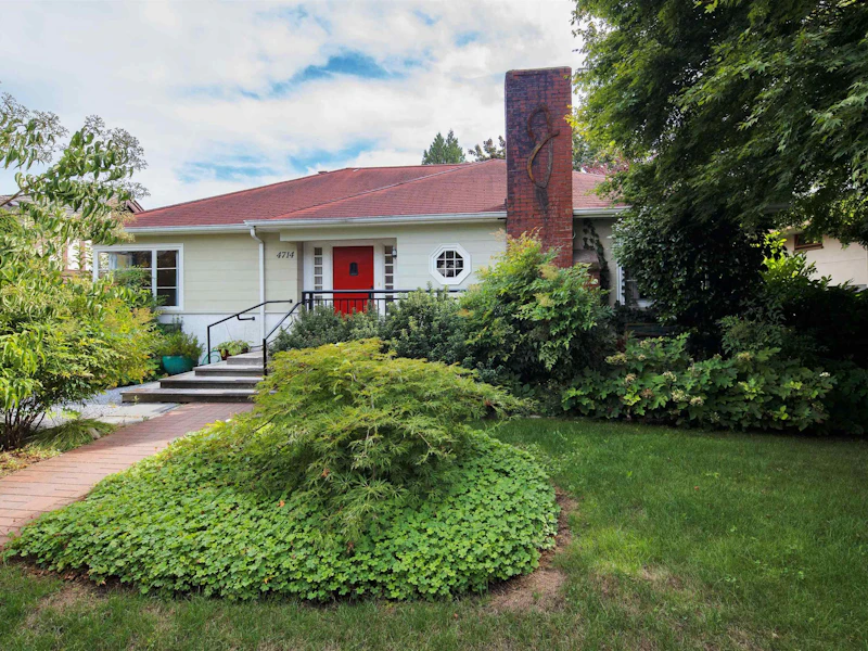 4714 W 7th Avenue, Vancouver BC V6T 1C6