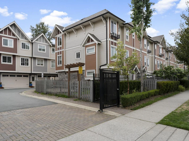24 - 14338 103rd Avenue, Surrey BC V3T 0J1