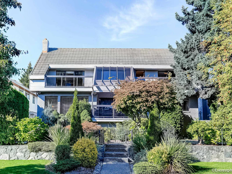 1363 W 58th Avenue, Vancouver BC V6P 1W3