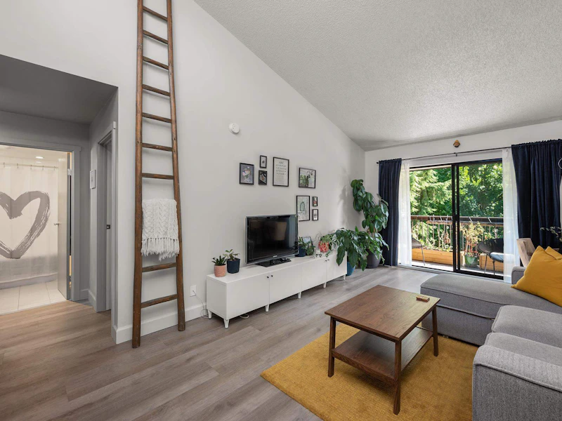 311 - 1515 E 5th Avenue, Vancouver BC V5N 1L6