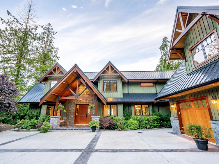 949 Arbutus Bay Lane, Bowen Island, BC, V0N 1G2