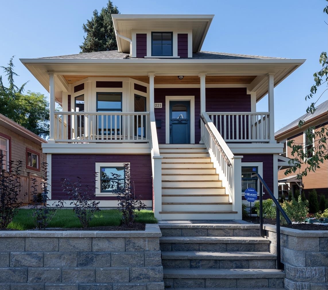 221 Manitoba Street, New Westminster, BC, V3L 1J3