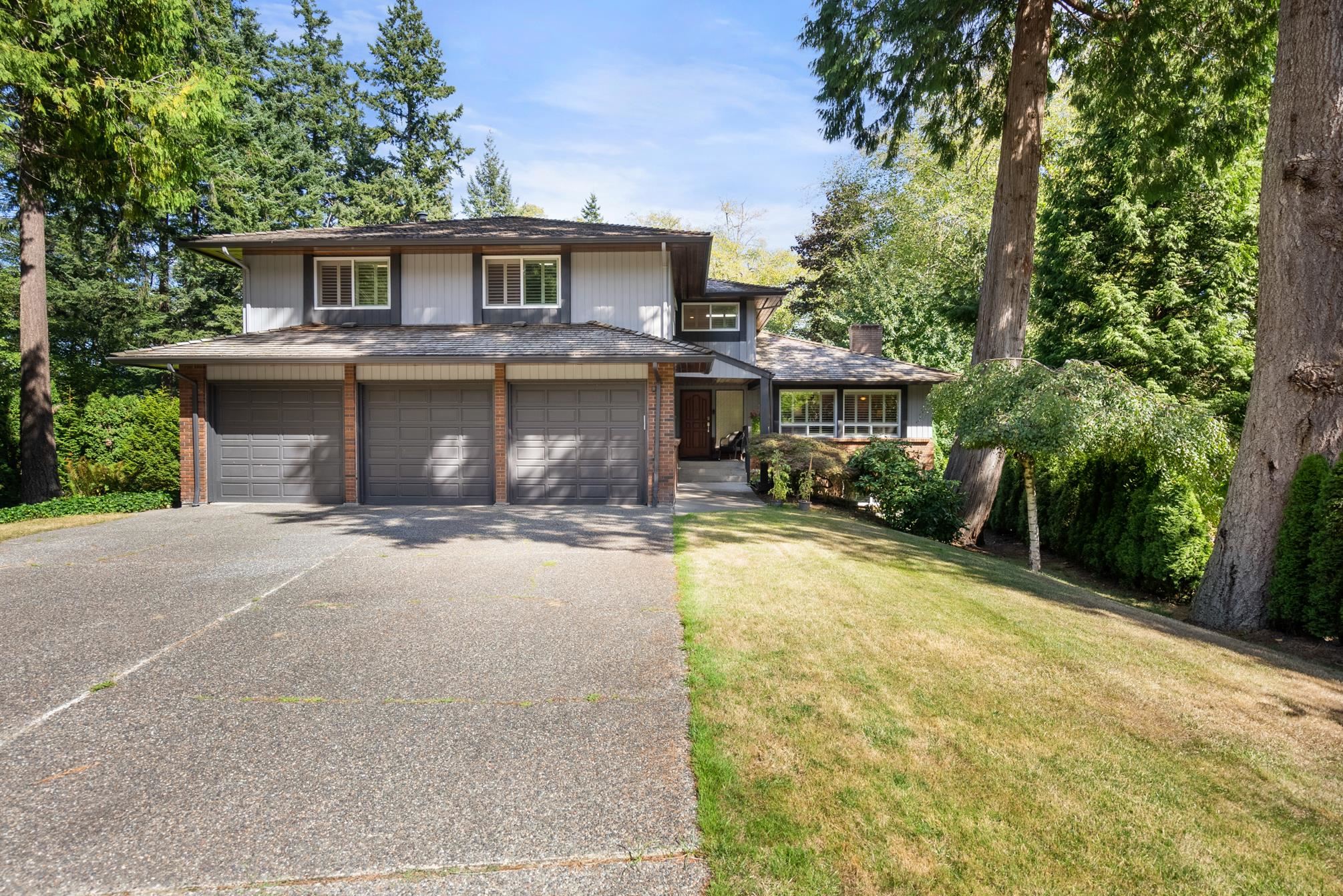 13455 26 Avenue, Surrey, BC, V4P 1Y4