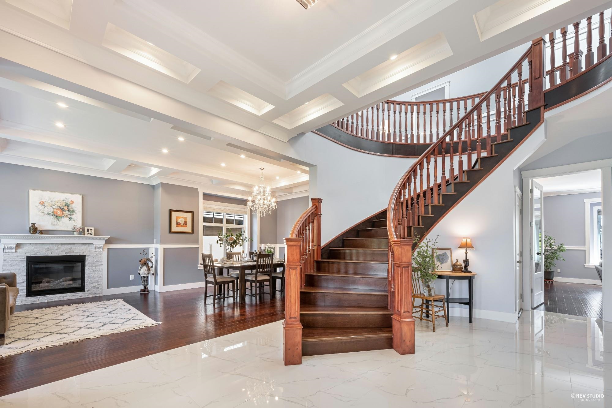 337 E 17th Street, North Vancouver, BC, V7L 2W1