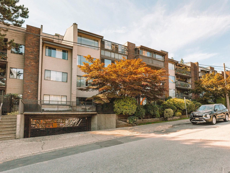 410 - 13316 Old Yale Road, Surrey BC V3T 5J5