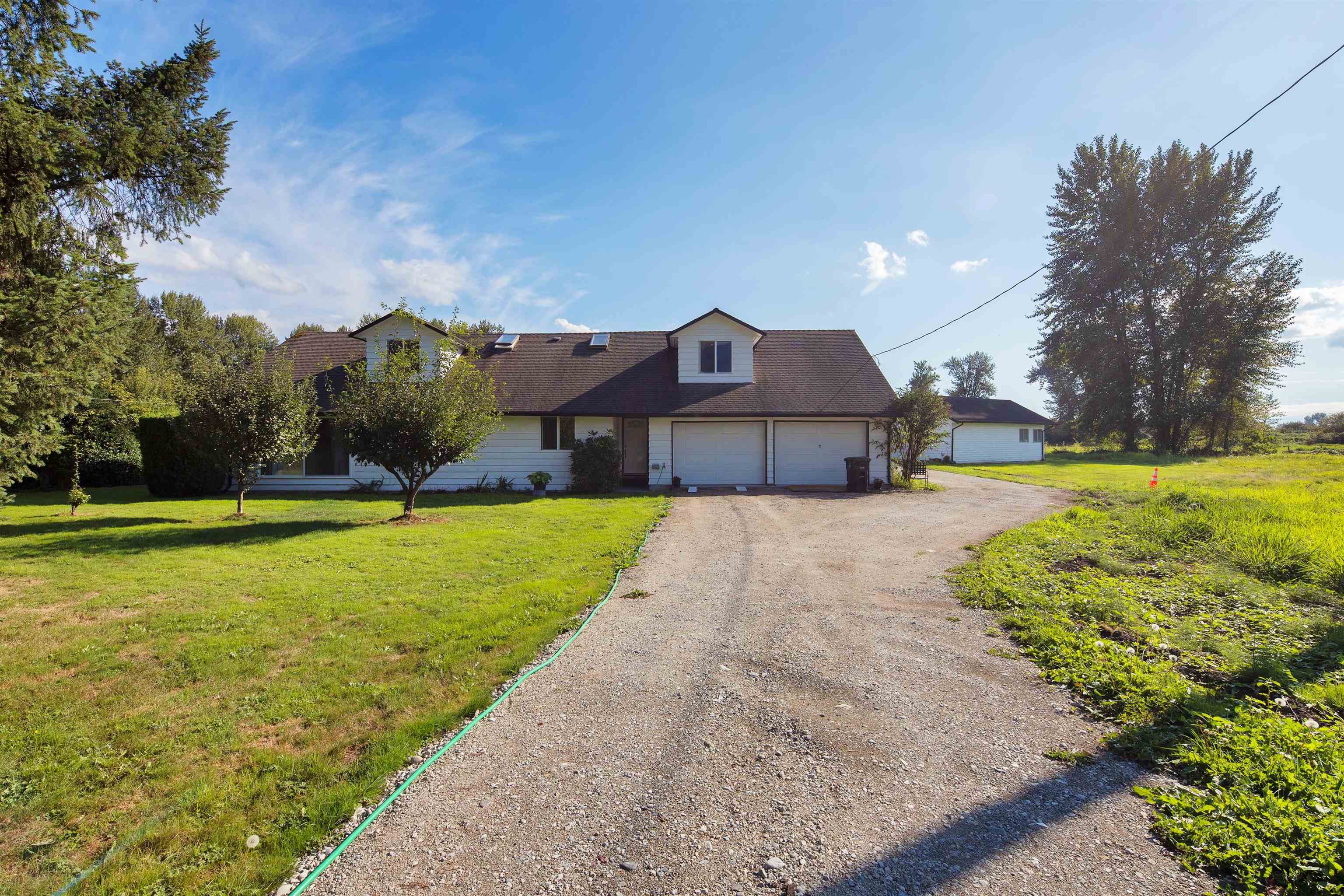 19658 Richardson Road, Pitt Meadows, BC, V3Y 1Z1