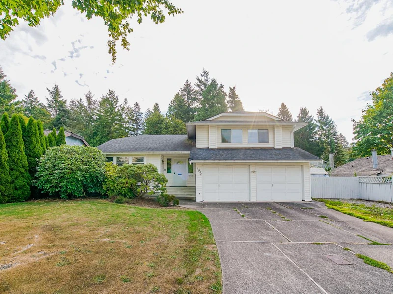 1034 162nd Street, Surrey BC V4A 7V5