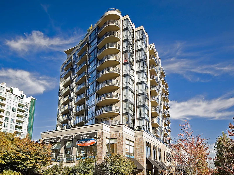 303 - 124 W 1st Street, North Vancouver BC V7M 3N3