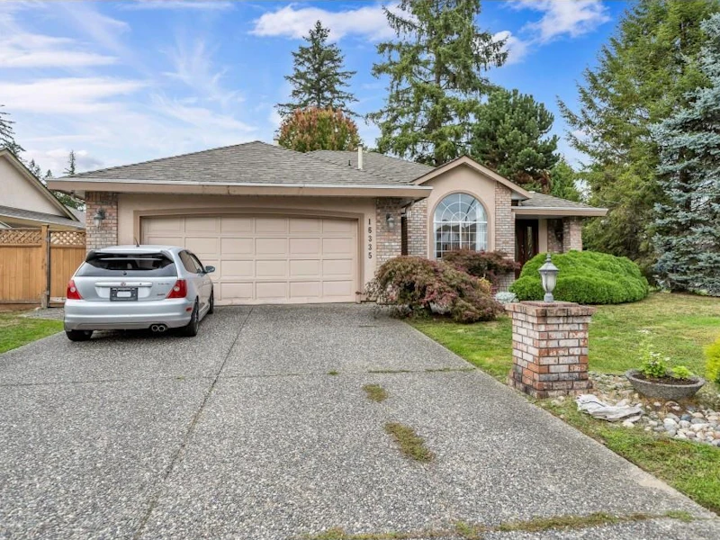 16335 108a Avenue, Surrey BC V4N 1N8