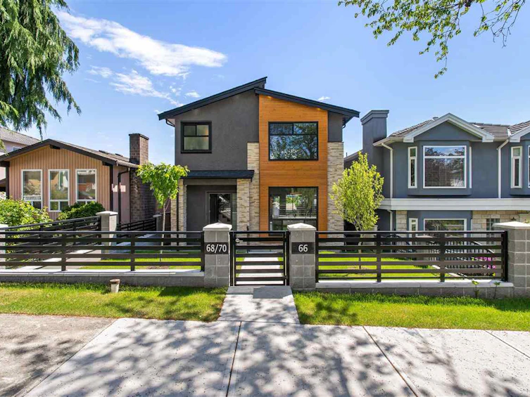 66 E 62nd Avenue, Vancouver, BC, V5X 2E6