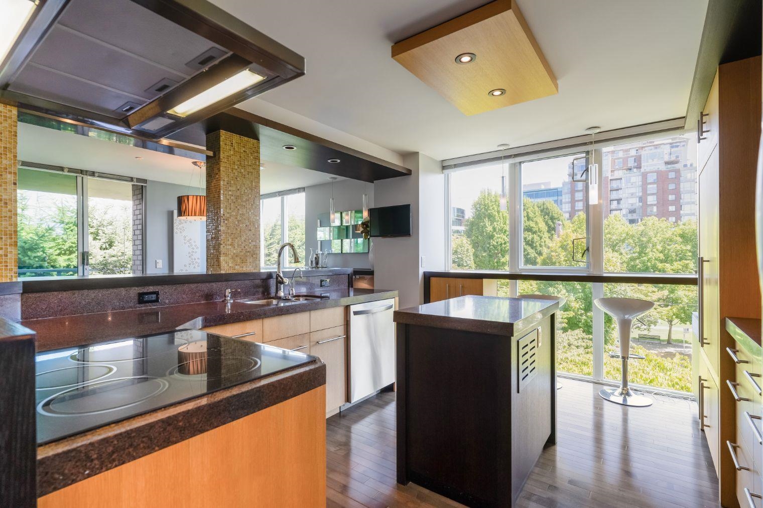 401-1633 W 10th Avenue, Vancouver, BC, V6J 2A2