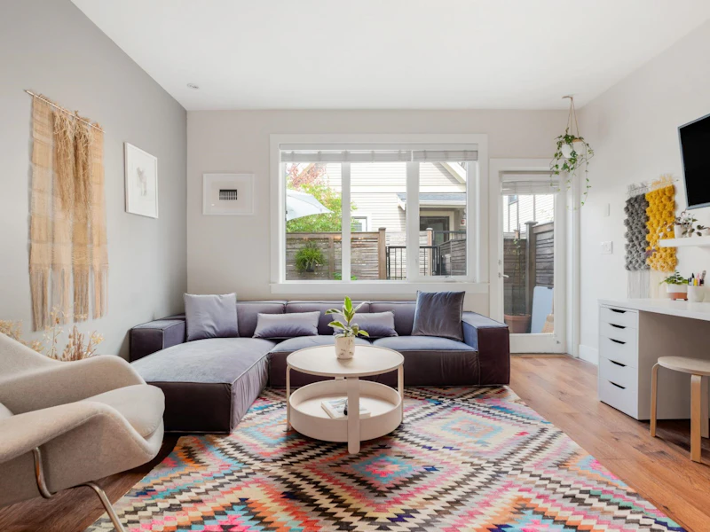 1775 Napier Street, Vancouver BC V5L 2N1