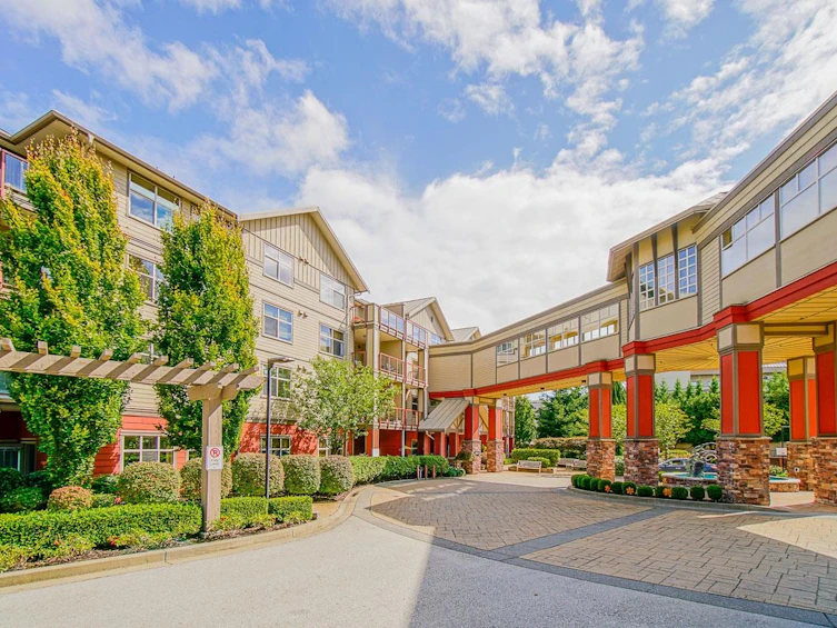 104-2511 King George Boulevard, Surrey, BC, V4P 0C7
