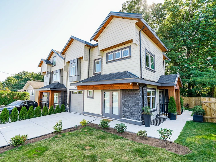 970 Rochester Avenue, Coquitlam, BC, V3K 2W6