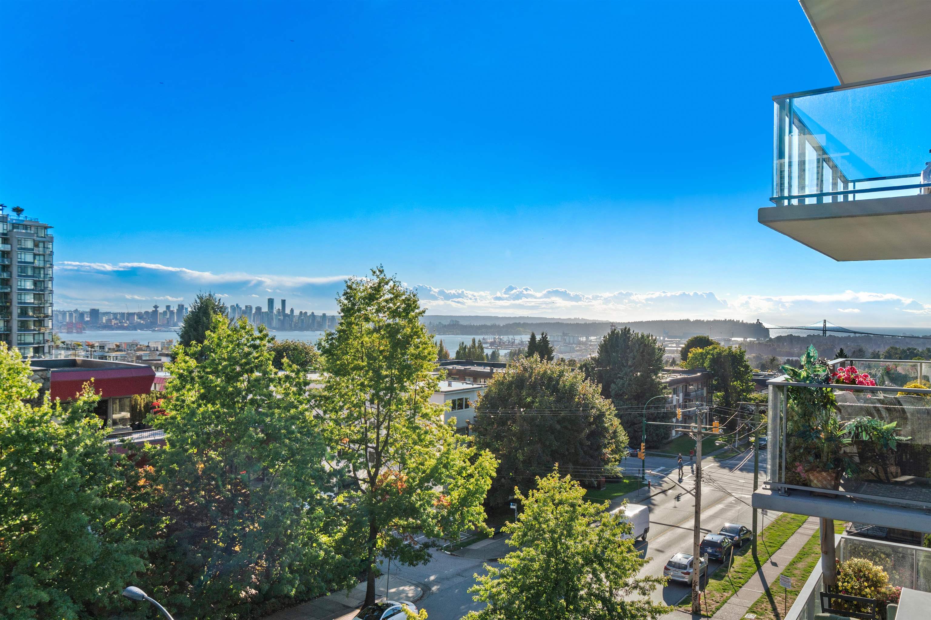 503-150 W 15th Street, North Vancouver, BC, V7M 0C4