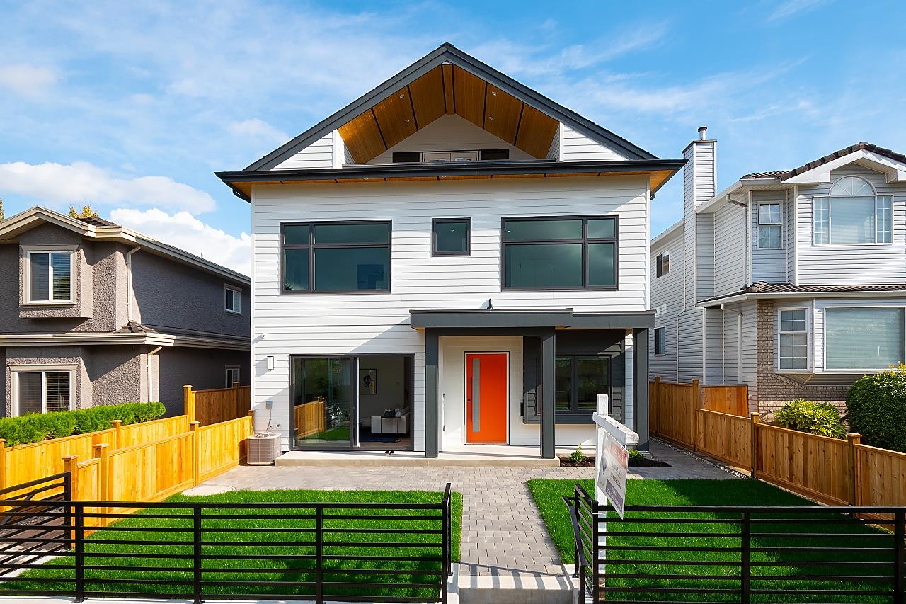 3588 Falaise Avenue, Vancouver, BC, V5M 4C1