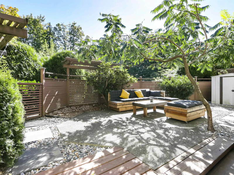 106 - 1945 Woodway Place, Burnaby BC V5B 4S4