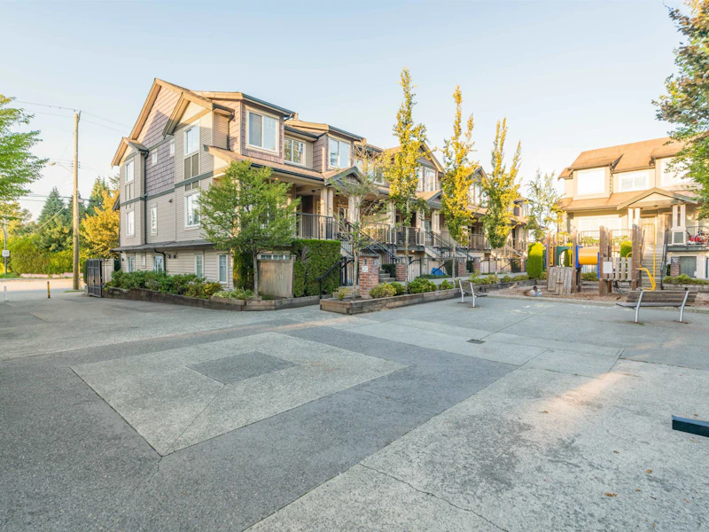 206 - 13958 108th Avenue, Surrey BC V3T 0B4