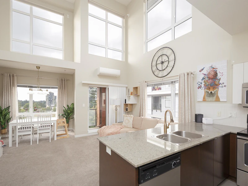 412 - 13733 107a Avenue, Surrey BC V3T 0B7