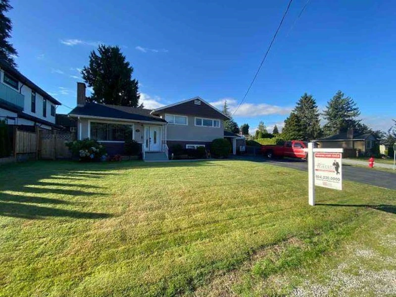 12918 98a Avenue, Surrey BC V3T 1C4