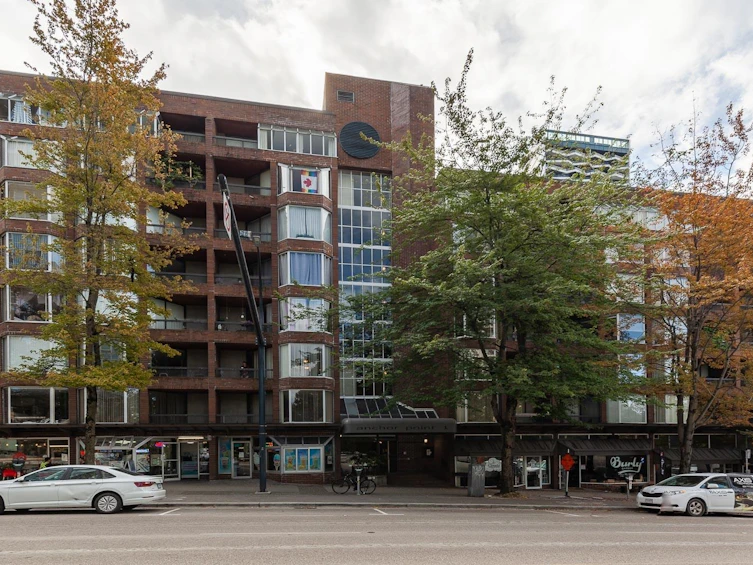 901-1330 Burrard Street, Vancouver, BC, V6Z 2B8