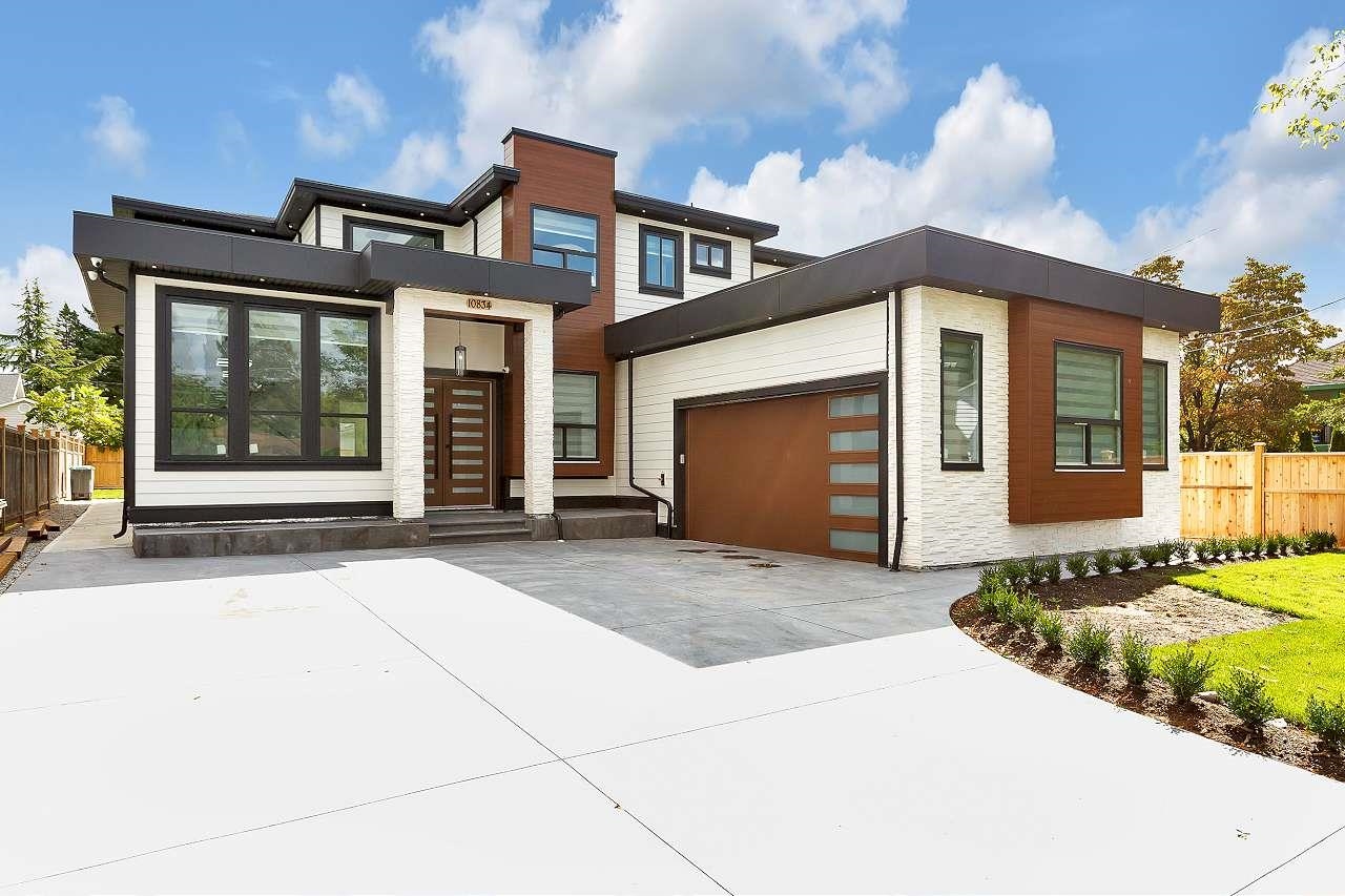 10834 141a Street, Surrey, BC, V3R 3J8