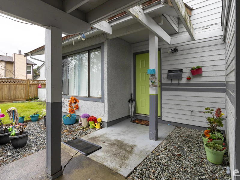 6929 135th Street, Surrey BC V3W 5Y7