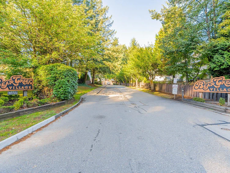 23-8555 King George Boulevard, Surrey, BC, V3W 5C3