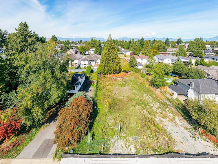 11859 92 Avenue, Delta, BC, V4C 3N2