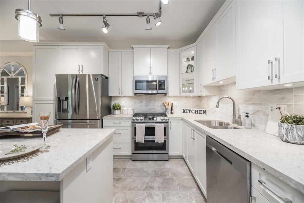 209-20376 86 Avenue, Langley, BC
