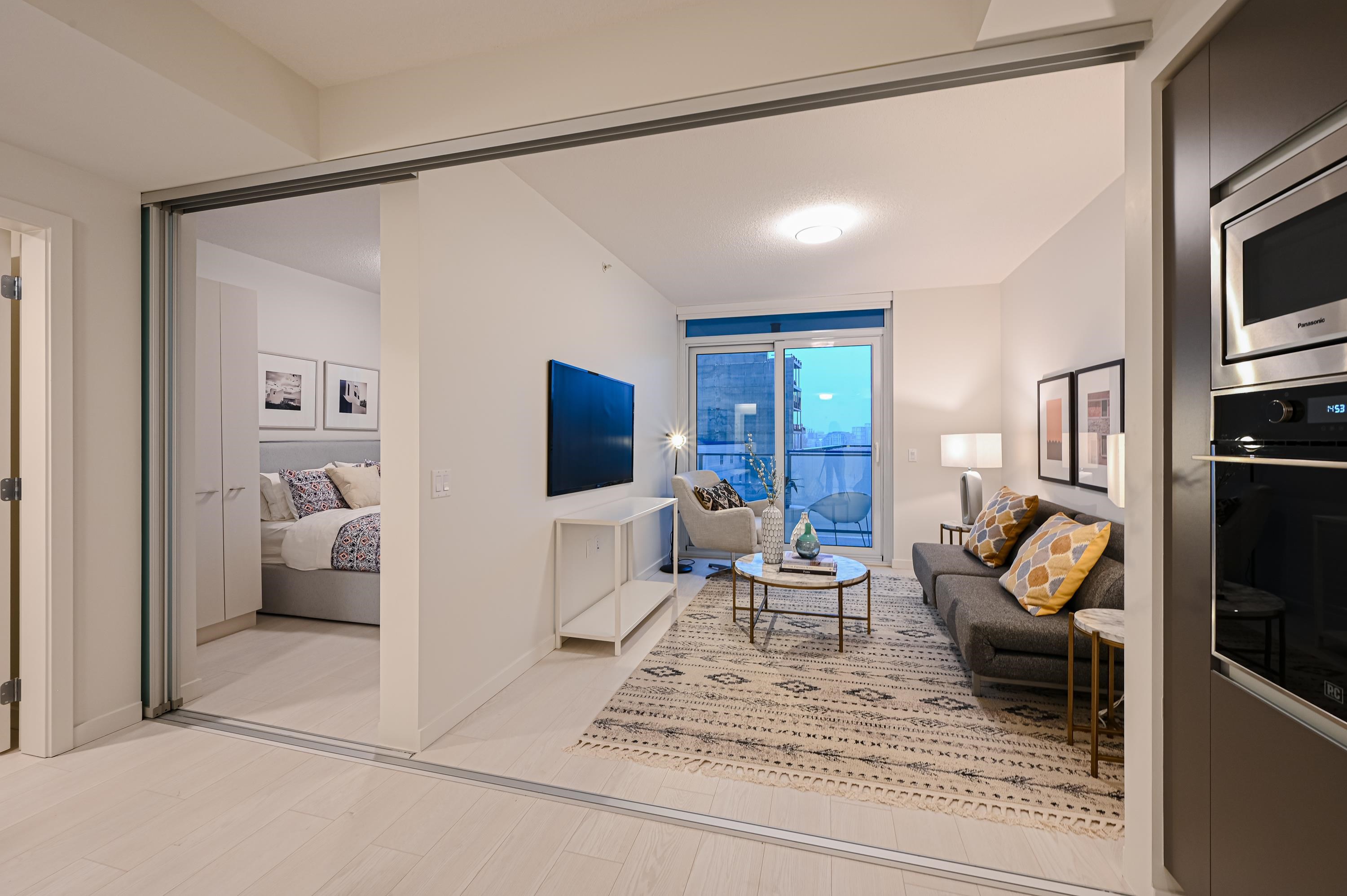 821-180 E 2nd Avenue, Vancouver, BC, V5T 1B5