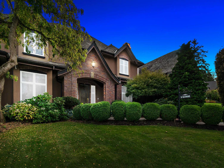 14066 33b Avenue, Surrey, BC, V4P 3P6