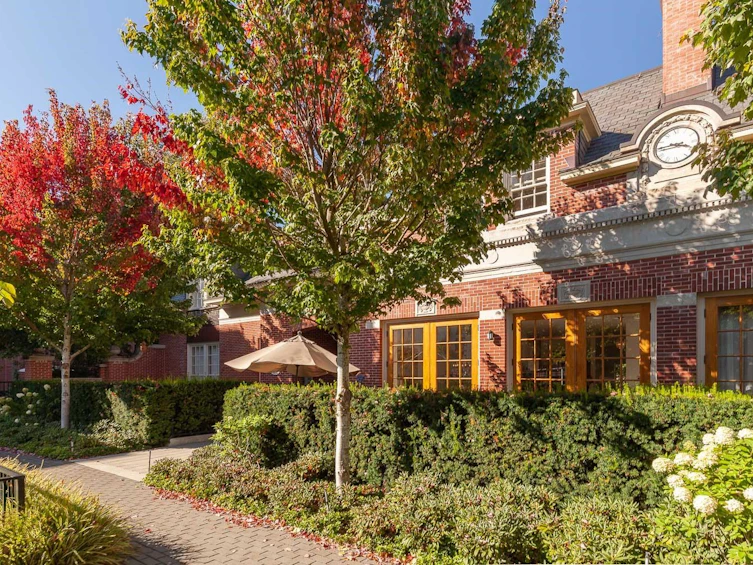 1527 Atlas Lane, Vancouver, BC, V6P 0E1