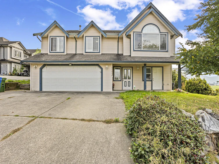 34979 Delair Road, Abbotsford, BC, V2S 7S4
