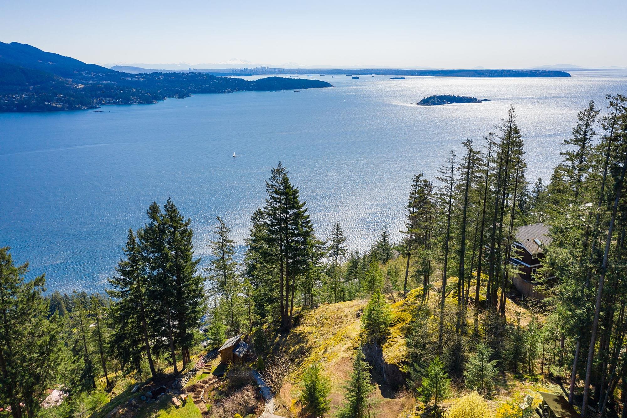 921 Valhalla Place, Bowen Island, BC, V0N 1G1