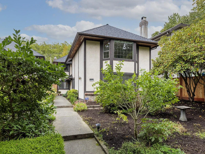 3811 W 27th Avenue, Vancouver BC V6S 1R4