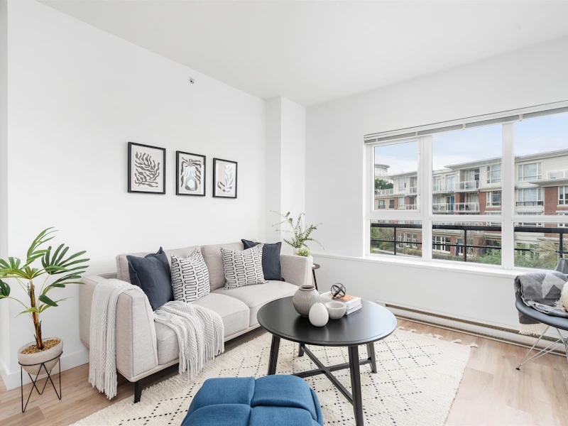 315 - 4078 Knight Street, Vancouver BC V5N 5Y9