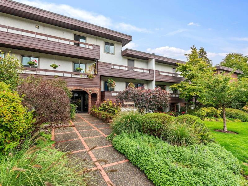 307 - 2025 W 2nd Avenue, Vancouver BC V6J 1J6