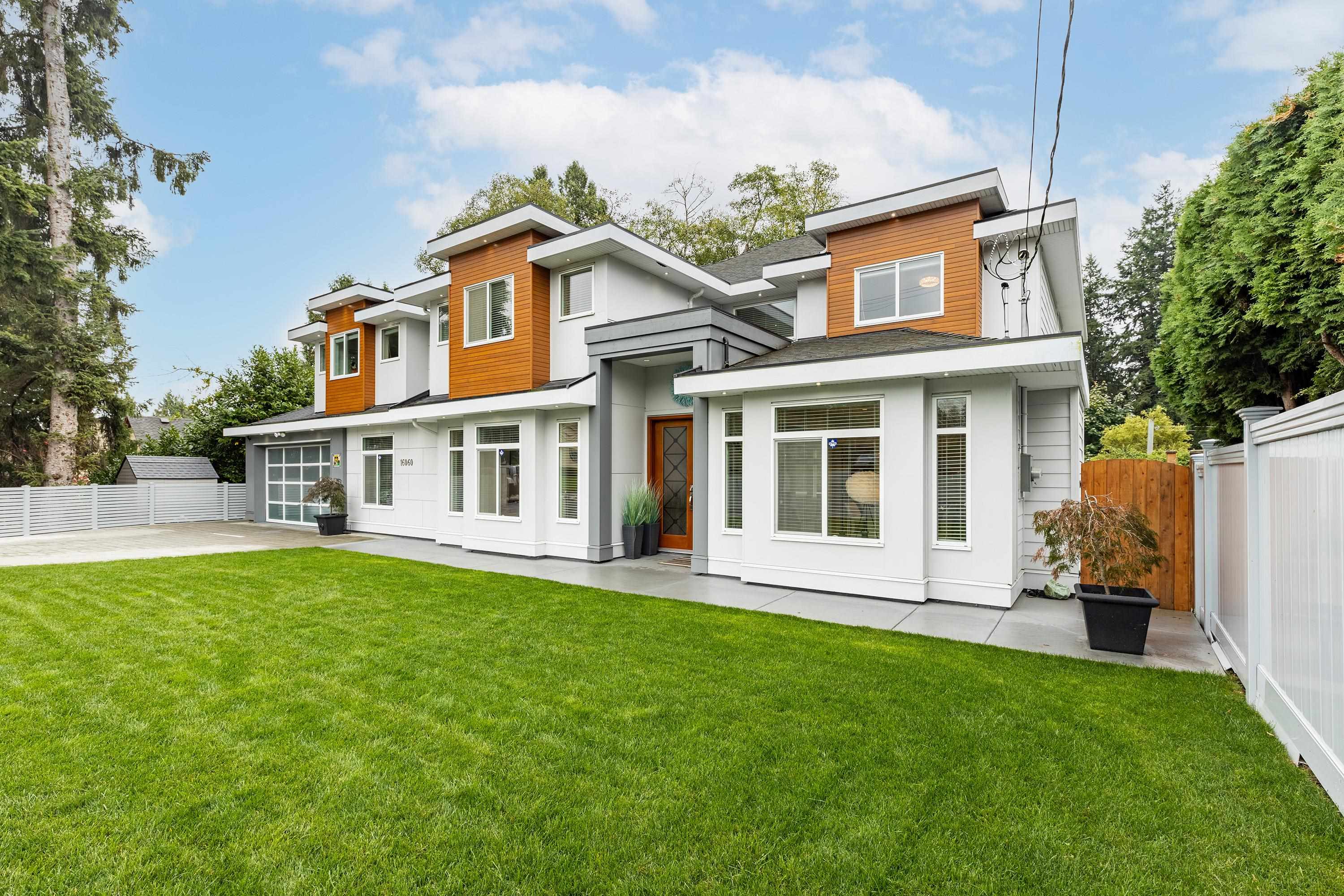 16060 10th Avenue, Surrey, BC, V4A 1A8