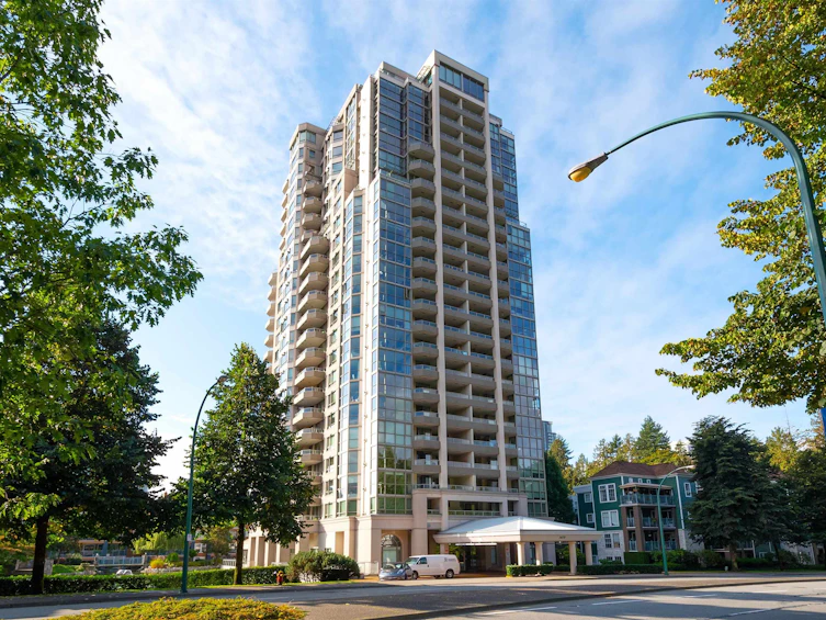 2201-3070 Guildford Way, Coquitlam, BC, V3B 7R8