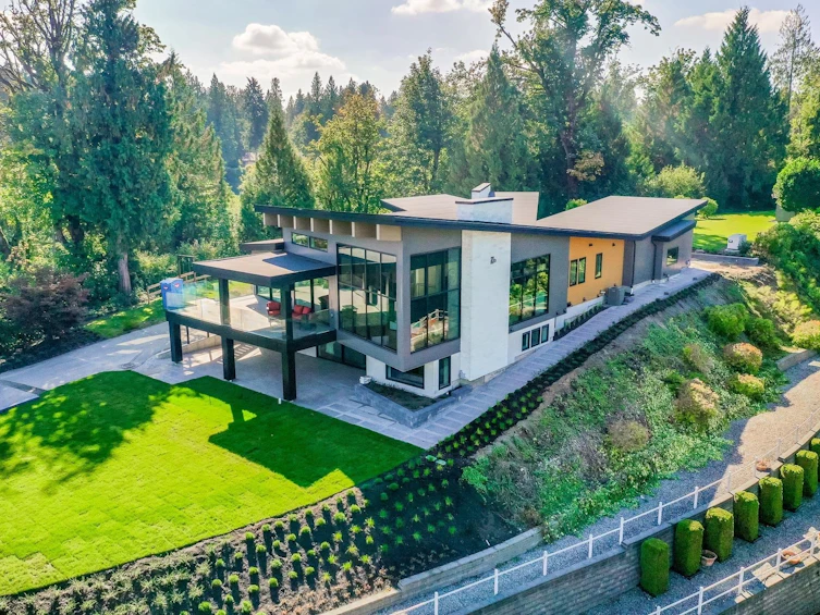 29798 Gibson Avenue, Abbotsford, BC, V4X 2B5