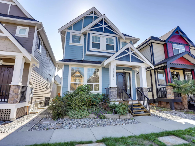 17410 2b Avenue, Surrey BC V3Z 6R9