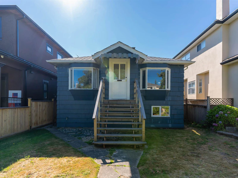 7871 Hudson Street, Vancouver BC V6P 4L9