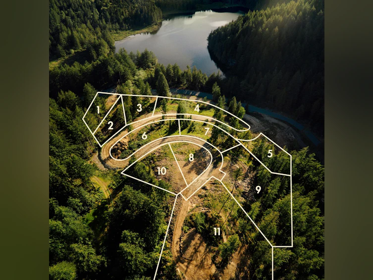 Lot 2 Forster Lane, Bowen Island, BC, V0N 1G2