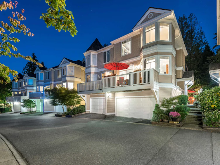44-7501 Cumberland Street, Burnaby, BC, V3N 4Y6