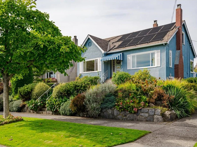1601 Edinburgh Street, New Westminster BC V3M 2W7